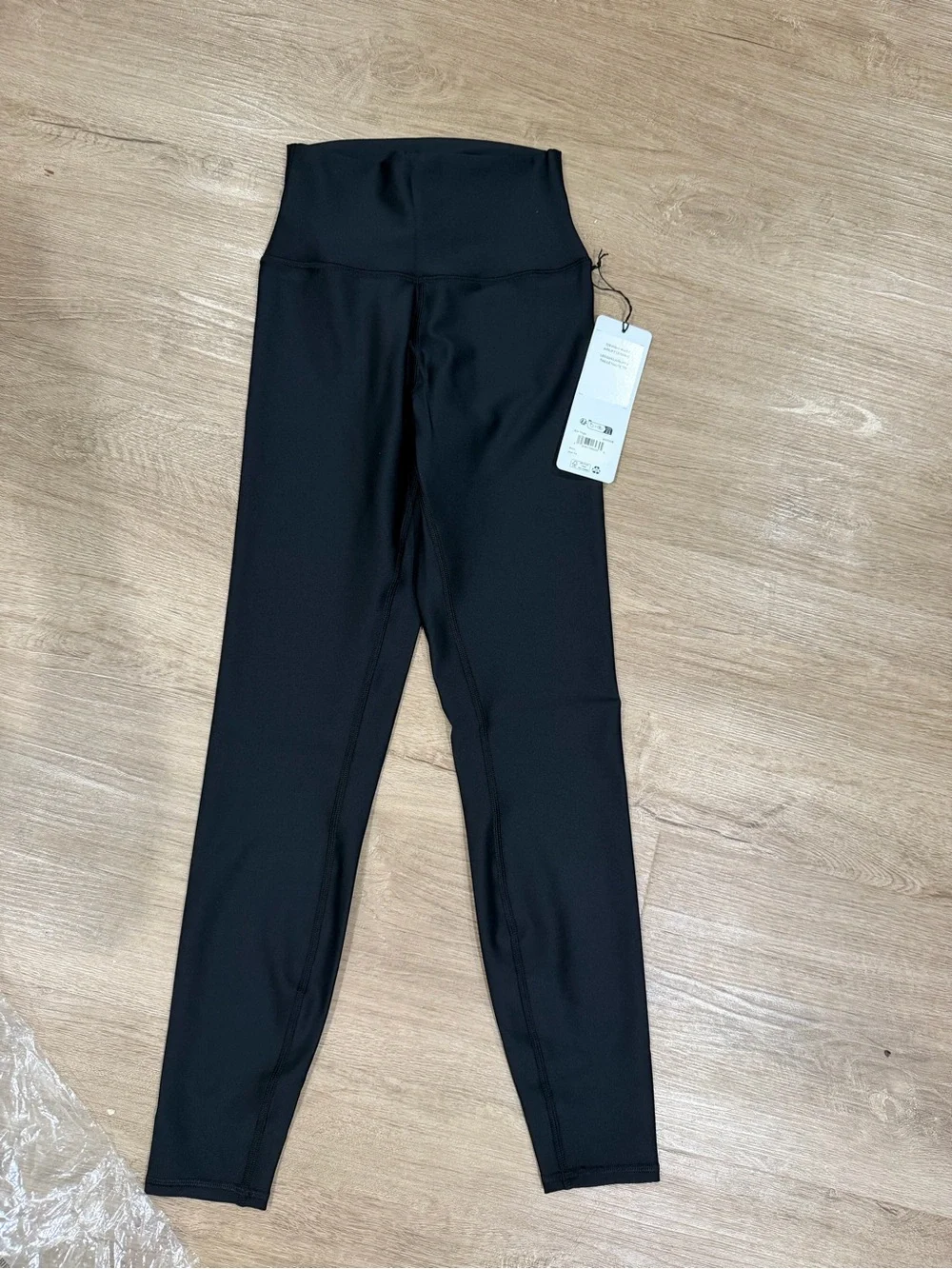 ALO AIRLIFT LEGGING 7/8 - BLACK NWT